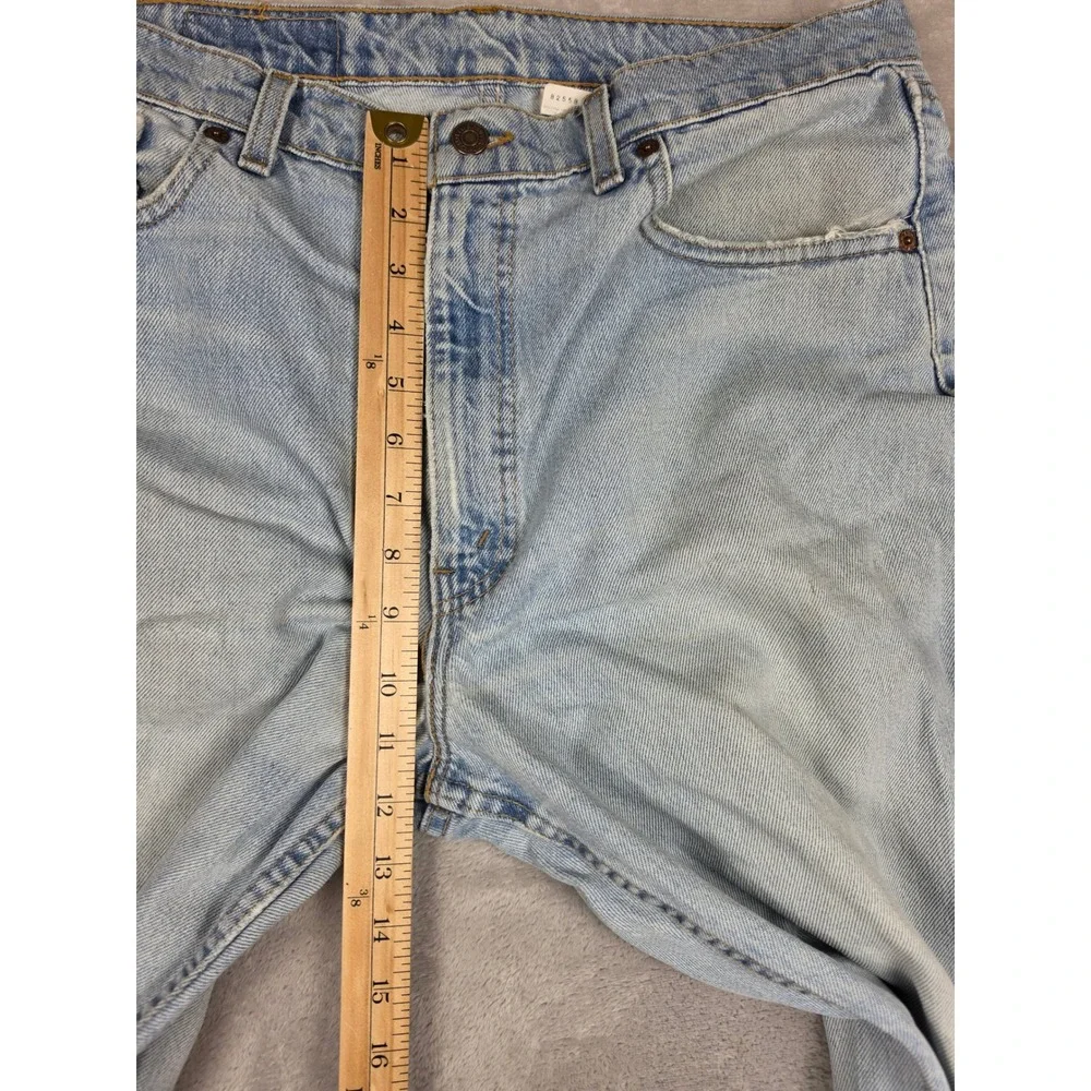 Vintage Levi's 550 Relaxed Jeans Mens 36x32 Fit 34x32 Distressed Made in USA 90s